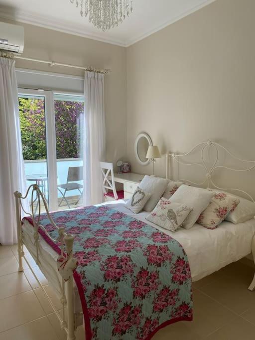 Villa Oleander Agios Nikolaos Loutra Edipsou Bagian luar foto